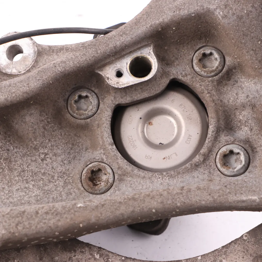 BMW G30 Wheel Carrier Front Right O/S Suspension Leg Brake Wheel Hub - SKU 6884384 - Part number 6884384