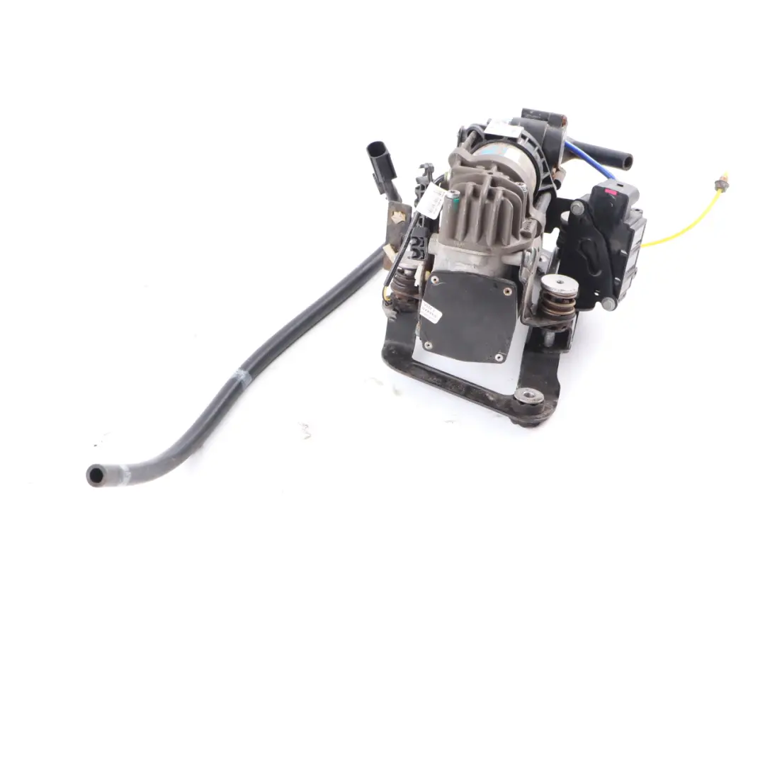 BMW G11 G12 Air Suspension Supply Compressor Pump Regulator Unit Wabco - SKU 6884682 - Part number 6884682