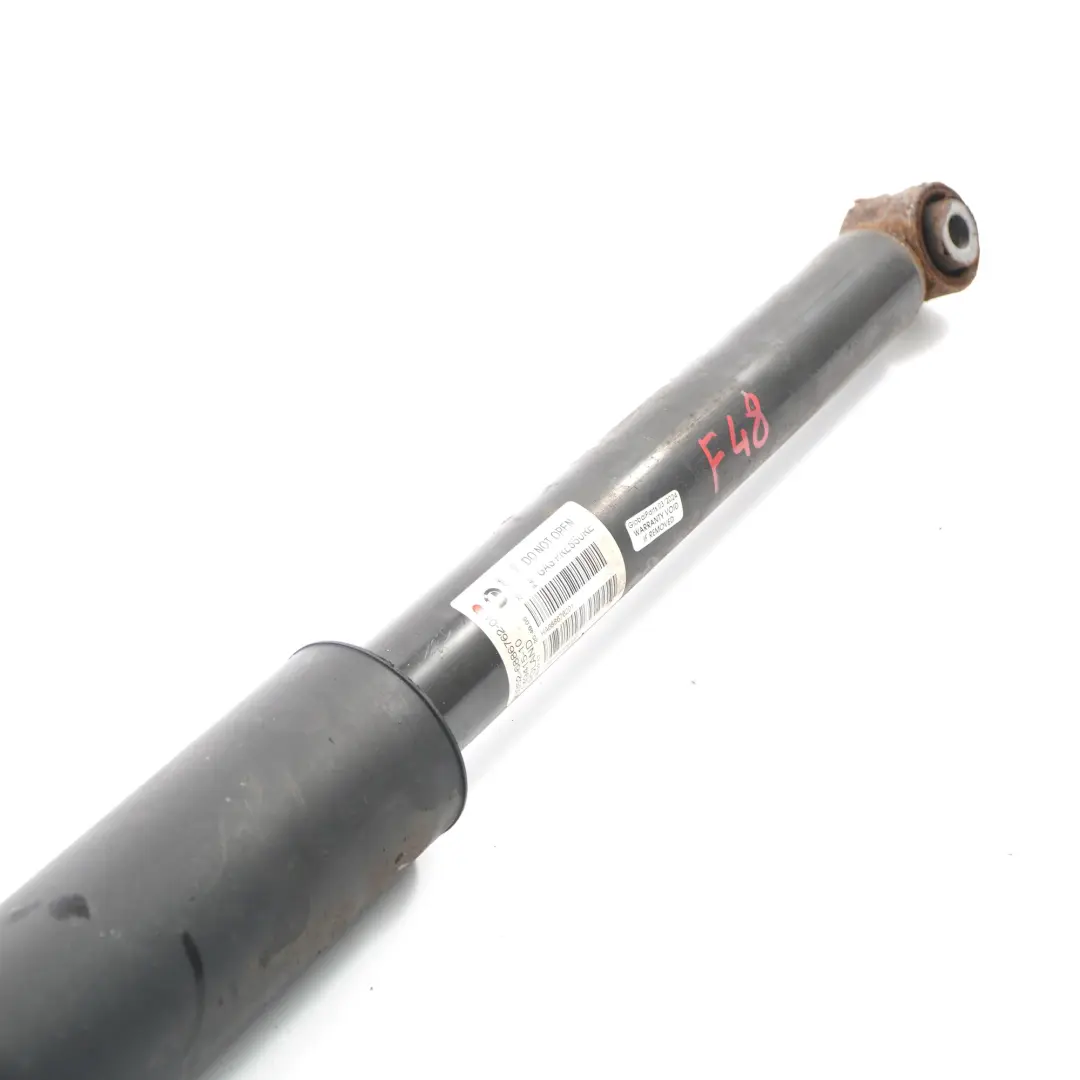 Amortiguador trasero izquierdo derecho para BMW X1 F48 M Sport con número de pieza 6886762 BMW X1 F48 M Sport Amortiguador trasero izquierdo derecho - SKU 6886762 - Número de pieza 6886762