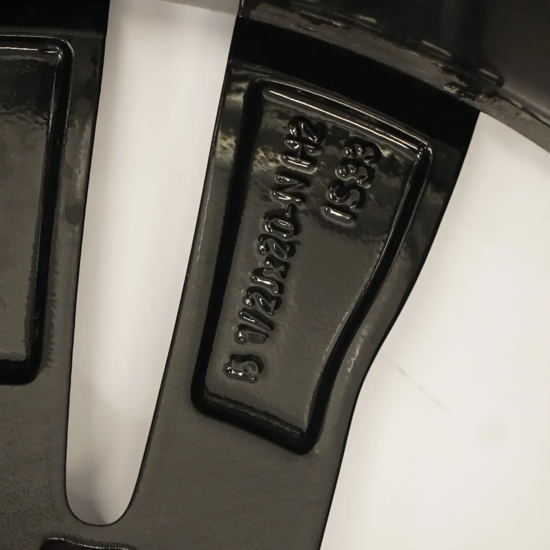 Cerchio lega anteriore nero 20" Doppie razze ET:33 5,5J per BMW i3 I01 LCI con numero di parte 6888010 BMW i3 I01 LCI Cerchio lega anteriore nero 20" Doppie razze ET:33 5,5J - SKU 6888010-1 - Numero di parte 6888010