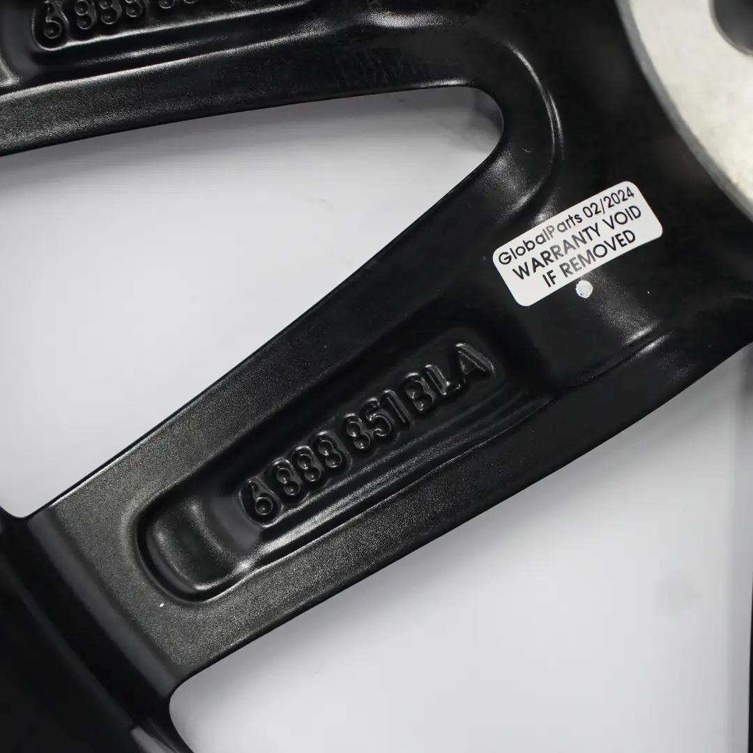 Schwarz Alufelge 18" JCW Grip Speiche 815 ET:51 7,5J für Mini F60 mit Teilenummer 6888851 Mini F60 Schwarz Alufelge 18" JCW Grip Speiche 815 ET:51 7,5J - SKU 6888851-1 - Teilenummer 6888851