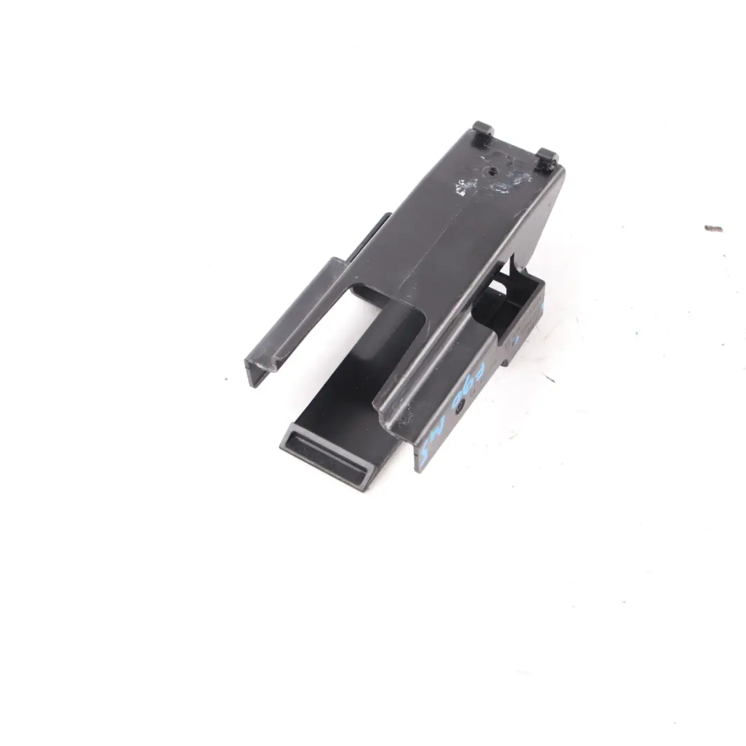 Steering Column Control Unit Bracket Holder to BMW G30 G31 X5 G05 G11 with Part number 6891640 BMW G30 G31 X5 G05 G11 Steering Column Control Unit Bracket Holder - SKU 6891640 - Part number 6891640