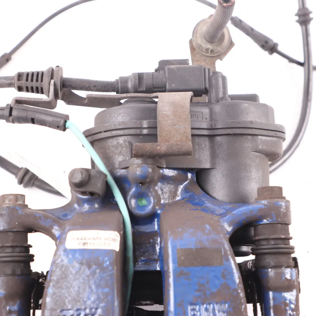 Brake Caliper Right O/S Brake Housing Carrier 44/24 to BMW G30 G31 M Sport Rear with Part number 6891916 BMW G30 G31 M Sport Rear Brake Caliper Right O/S Brake Housing Carrier 44/24 - SKU 6891916 - Part number 6891916