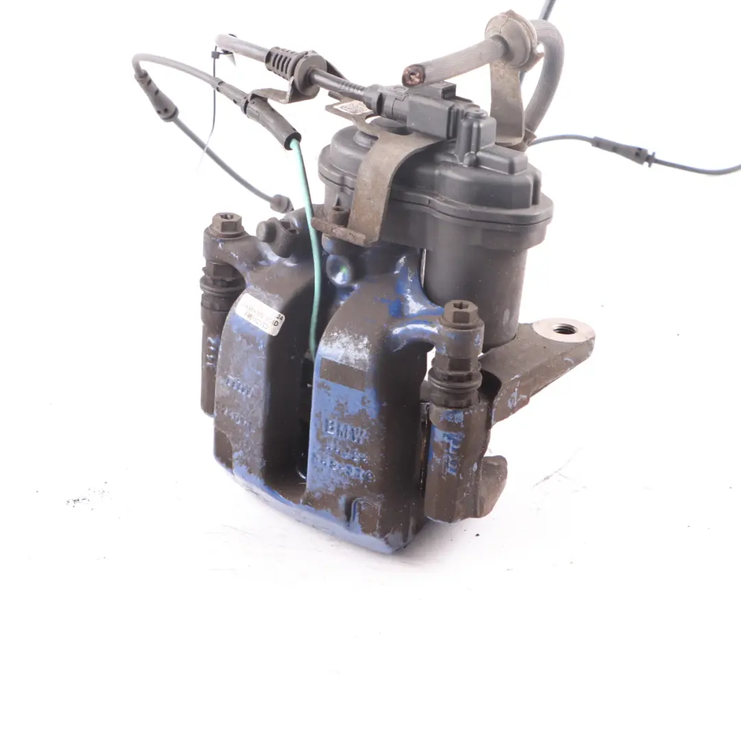 Brake Caliper Right O/S Brake Housing Carrier 44/24 to BMW G30 G31 M Sport Rear with Part number 6891916 BMW G30 G31 M Sport Rear Brake Caliper Right O/S Brake Housing Carrier 44/24 - SKU 6891916 - Part number 6891916