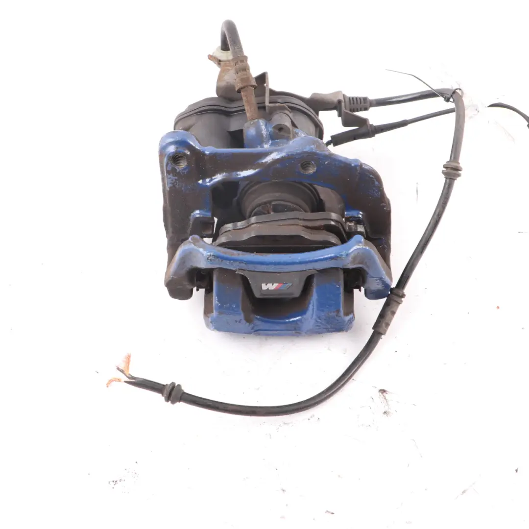 Brake Caliper Right O/S Brake Housing Carrier 44/24 to BMW G30 G31 M Sport Rear with Part number 6891916 BMW G30 G31 M Sport Rear Brake Caliper Right O/S Brake Housing Carrier 44/24 - SKU 6891916 - Part number 6891916