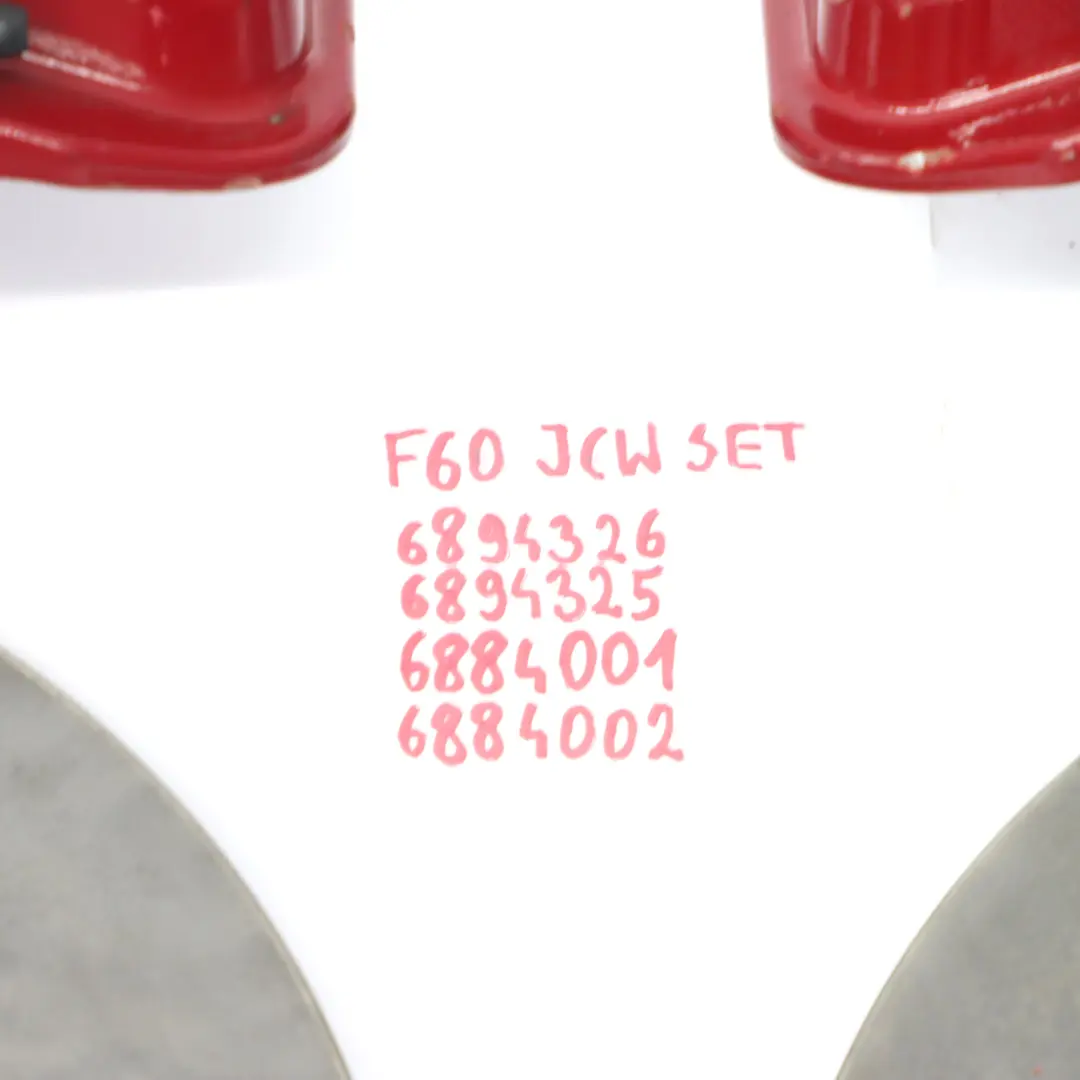 Set pinze freni Brembo ruota anteriore per Mini F54 F60 JCW John Cooper Works con numero di parte 6894325 Mini F54 F60 JCW John Cooper Works Set pinze freni Brembo ruota anteriore - SKU 6894325/326 - Numero di parte 6894325