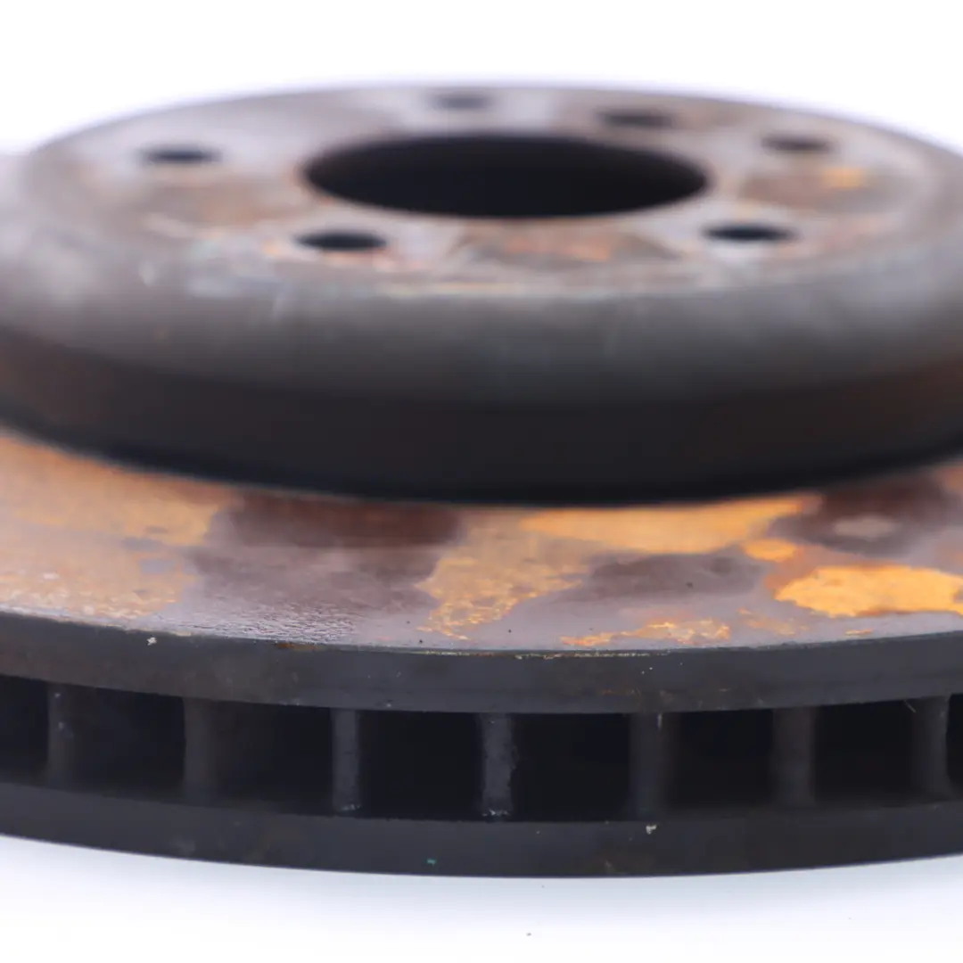 Disque de frein avant gauche droite Disque frein ventilé 374x36 pour BMW F13 à propos du numéro de pièce 6894383 BMW F13 Disque de frein avant gauche droite Disque frein ventilé 374x36 - SKU 6894383 - Numéro de pièce 6894383