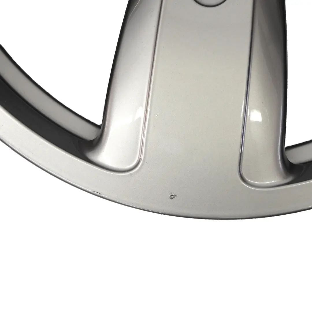 BMW F40 F44 Jante alliage gris ferrique 16" flèche l'étoile 517 ET:47 7J - SKU 6897609-1 - Numéro de pièce 6897609