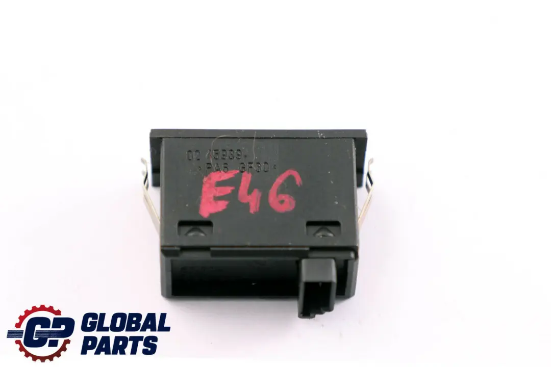 Interruptor ASC para BMW E46 con número de pieza 6901591 BMW E46 Interruptor ASC - SKU 6901591 - Número de pieza 6901591