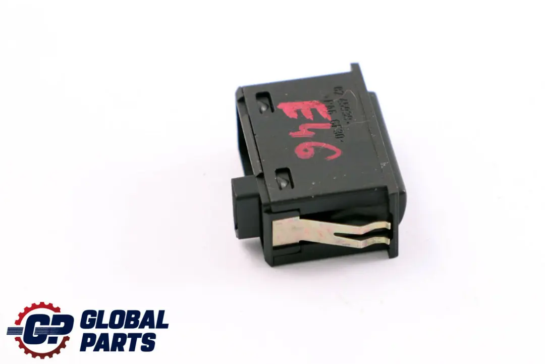 Schalter ASC für BMW 3 er E46 mit Teilenummer 6901591 BMW 3 er E46 Schalter ASC - SKU 6901591 - Teilenummer 6901591