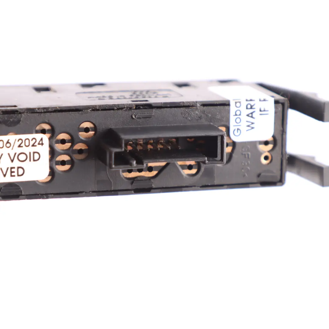 Window Lifter Switch Passenger's Side Trim Panel to BMW 3 Series E46 with Part number 6902178 BMW 3 Series E46 Window Lifter Switch Passenger's Side Trim Panel - SKU 6902178-1 - Part number 6902178