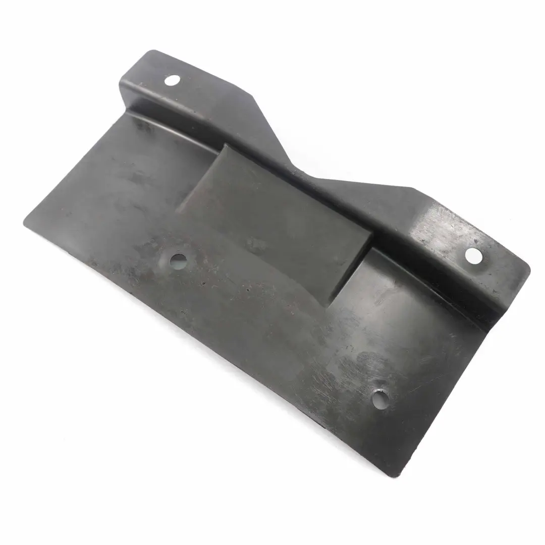 Coperchio Posteriore Per Guida Cavi 6113 per BMW X5 E53 con numero di parte 6903198 BMW X5 E53 Coperchio Posteriore Per Guida Cavi 6113 - SKU 6903198 - Numero di parte 6903198