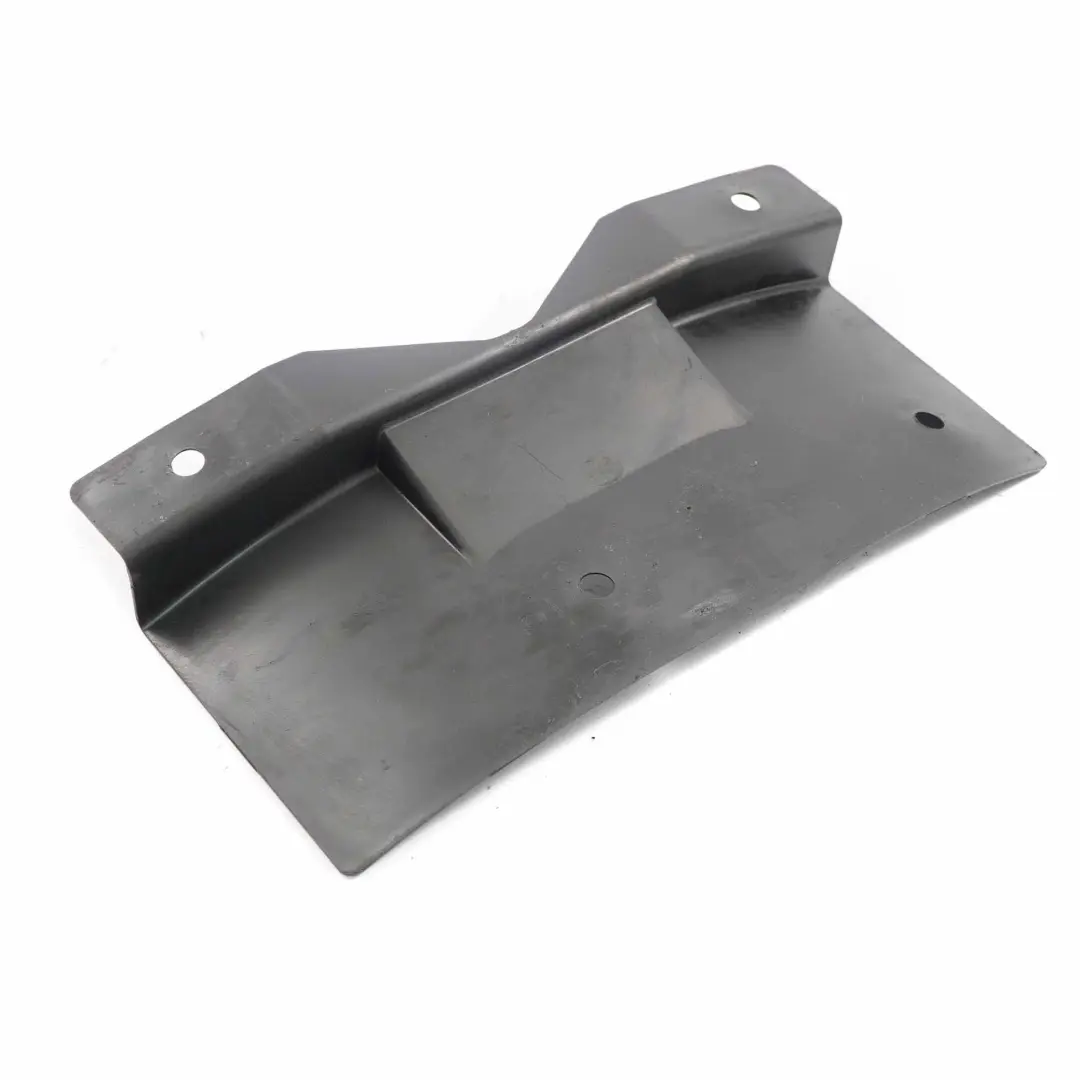 Coperchio Posteriore Per Guida Cavi 6113 per BMW X5 E53 con numero di parte 6903198 BMW X5 E53 Coperchio Posteriore Per Guida Cavi 6113 - SKU 6903198 - Numero di parte 6903198