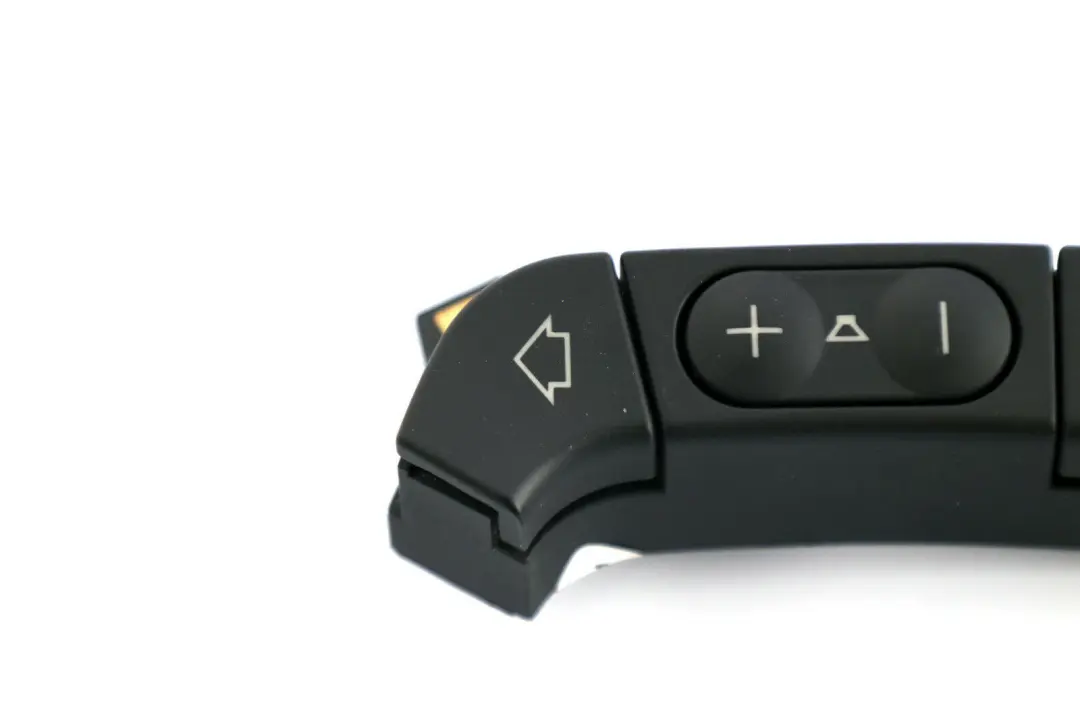 Radio Volumen Control Tel?fono Interruptor para BMW X3 E39 E53 E83 Volante con número de pieza 6903396 BMW X3 E39 E53 E83 Volante Radio Volumen Control Tel?fono Interruptor - SKU 6903396 - Número de pieza 6903396