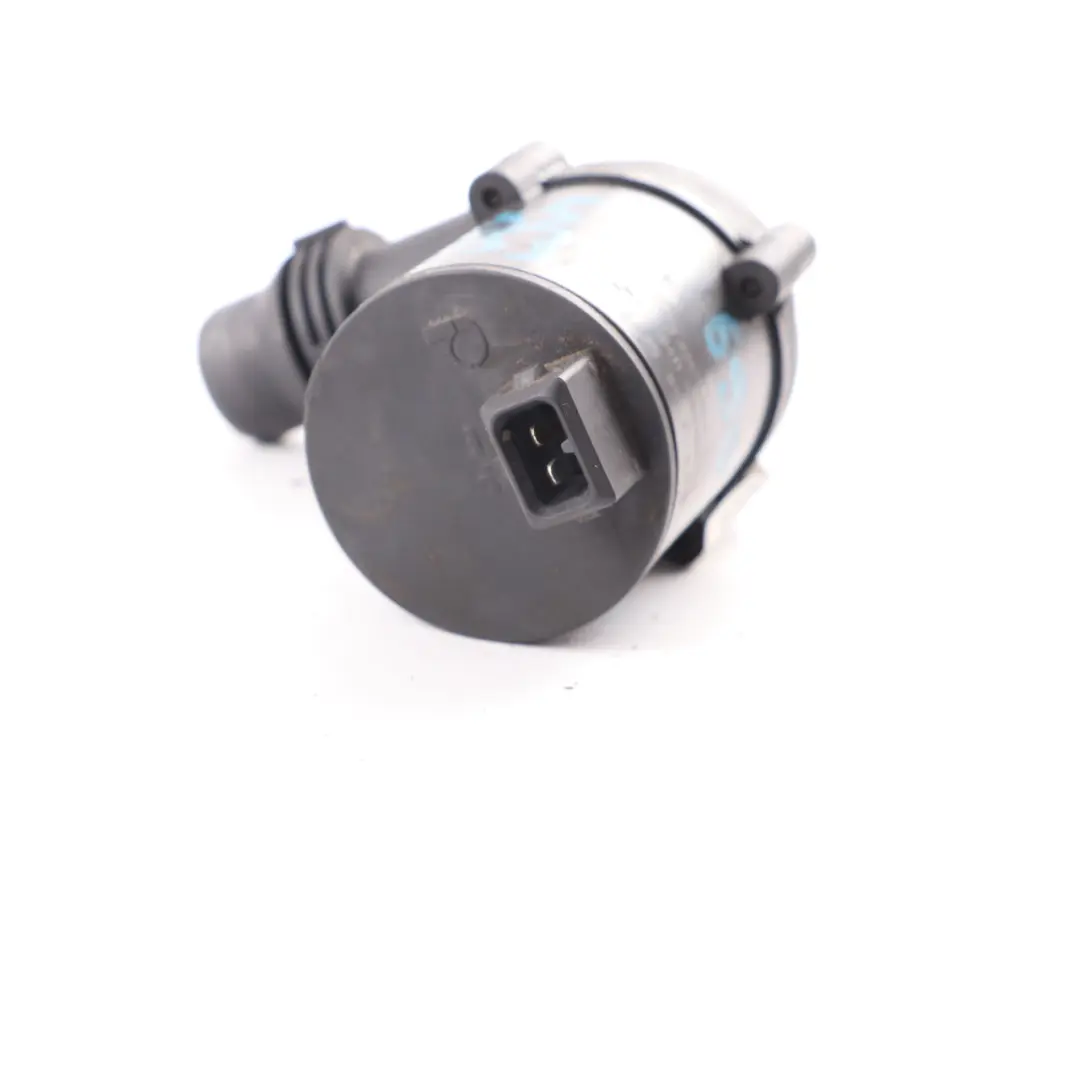 M62 N62 Additional Water Pump to BMW X5 Series E53 with Part number 6904496 BMW X5 Series E53 M62 N62 Additional Water Pump - SKU 6904496-1 - Part number 6904496