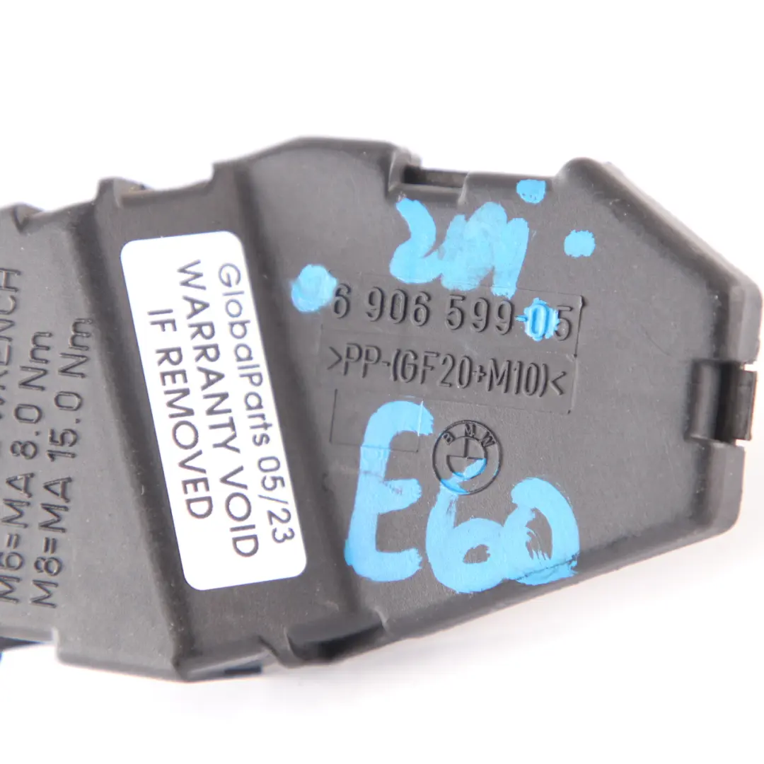 Flap Cover Power Distribution Box to BMW 5 6 Series E60 E61 E63 E64 with Part number 6906599 BMW 5 6 Series E60 E61 E63 E64 Flap Cover Power Distribution Box - SKU 6906599 - Part number 6906599