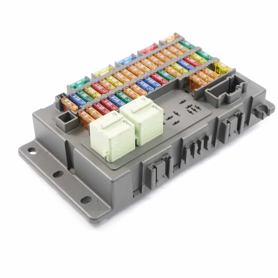 Fuse Box Mini Cooper R50 R52 R53 JCW Housing 1509011 to with Part number 6906600 Fuse Box Mini Cooper R50 R52 R53 JCW Housing 1509011 - SKU 6906600 - Part number 6906600