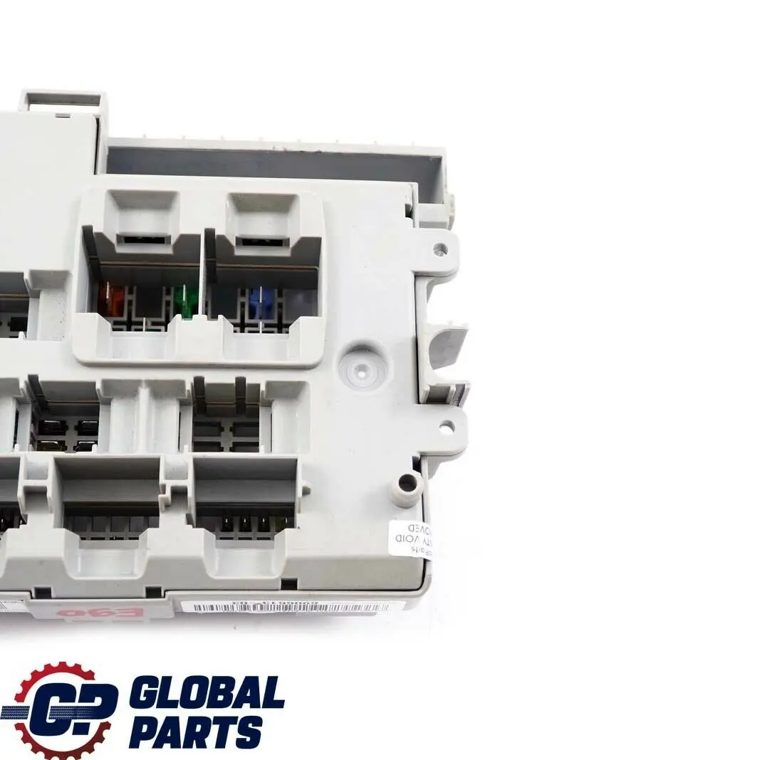 Distributeurs de Courant Avant 6978273 pour BMW E87 E90 E91 à propos du numéro de pièce 6906613 BMW E87 E90 E91 Distributeurs de Courant Avant 6978273 - SKU 6906613 - Numéro de pièce 6906613