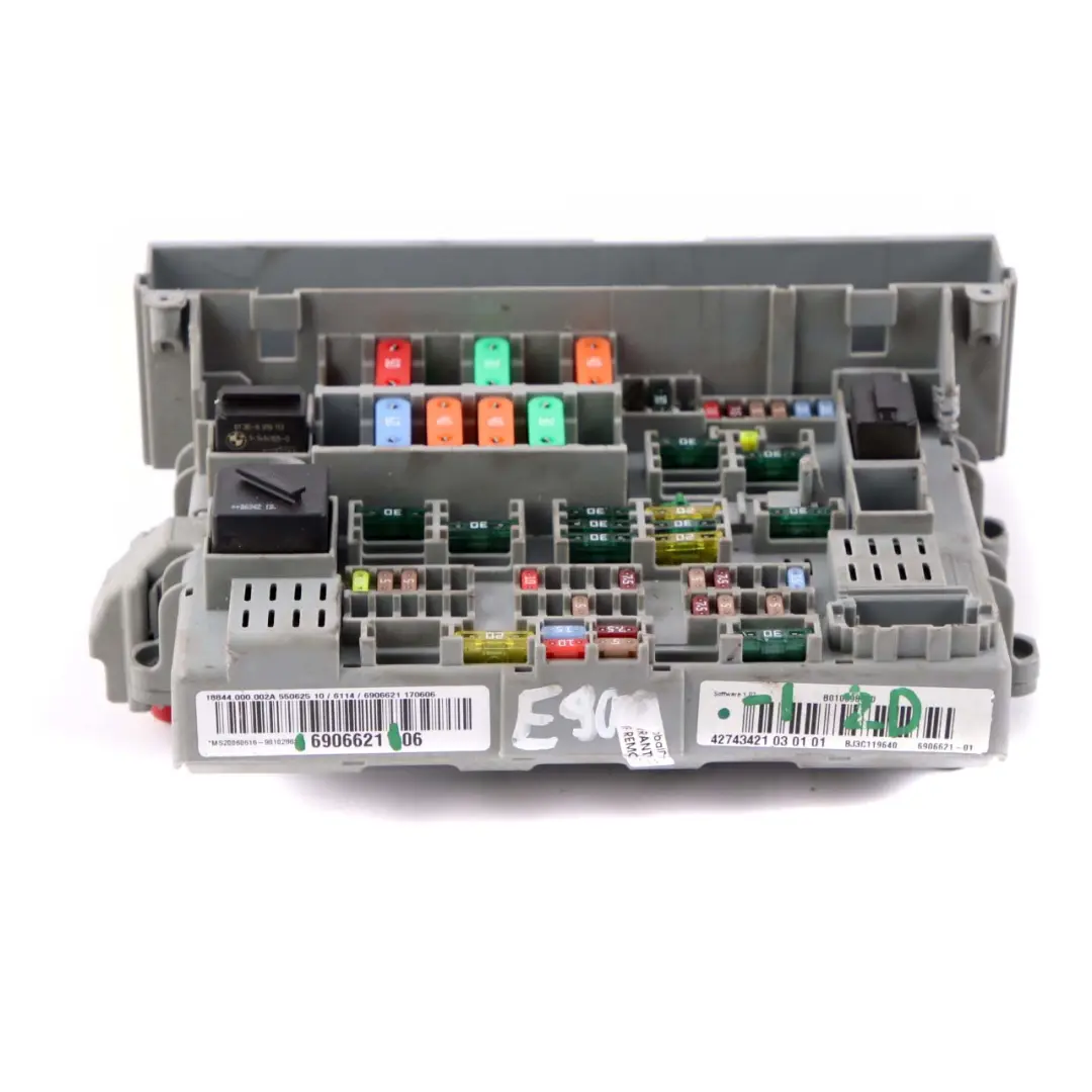 Fuse Box Power Distribution Front to BMW E87 E90 E91 E92 E93 with Part number 6906621 BMW E87 E90 E91 E92 E93 Fuse Box Power Distribution Front - SKU 6906621-1 - Part number 6906621