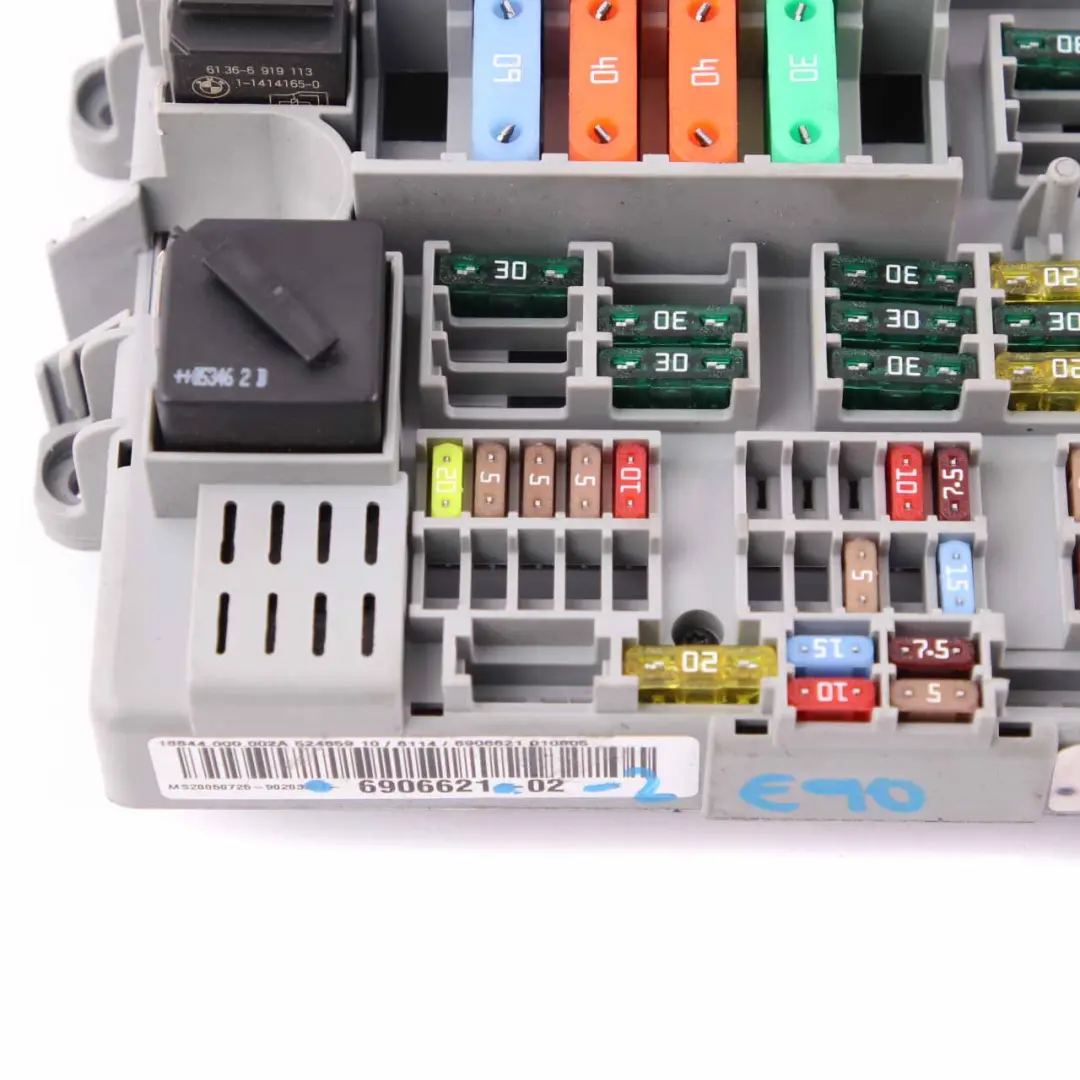  Caja fusibles BMW E87 E90 E91 E92 E93 Unidad control frontal energía - SKU 6906621-2 - Número de pieza 6906621