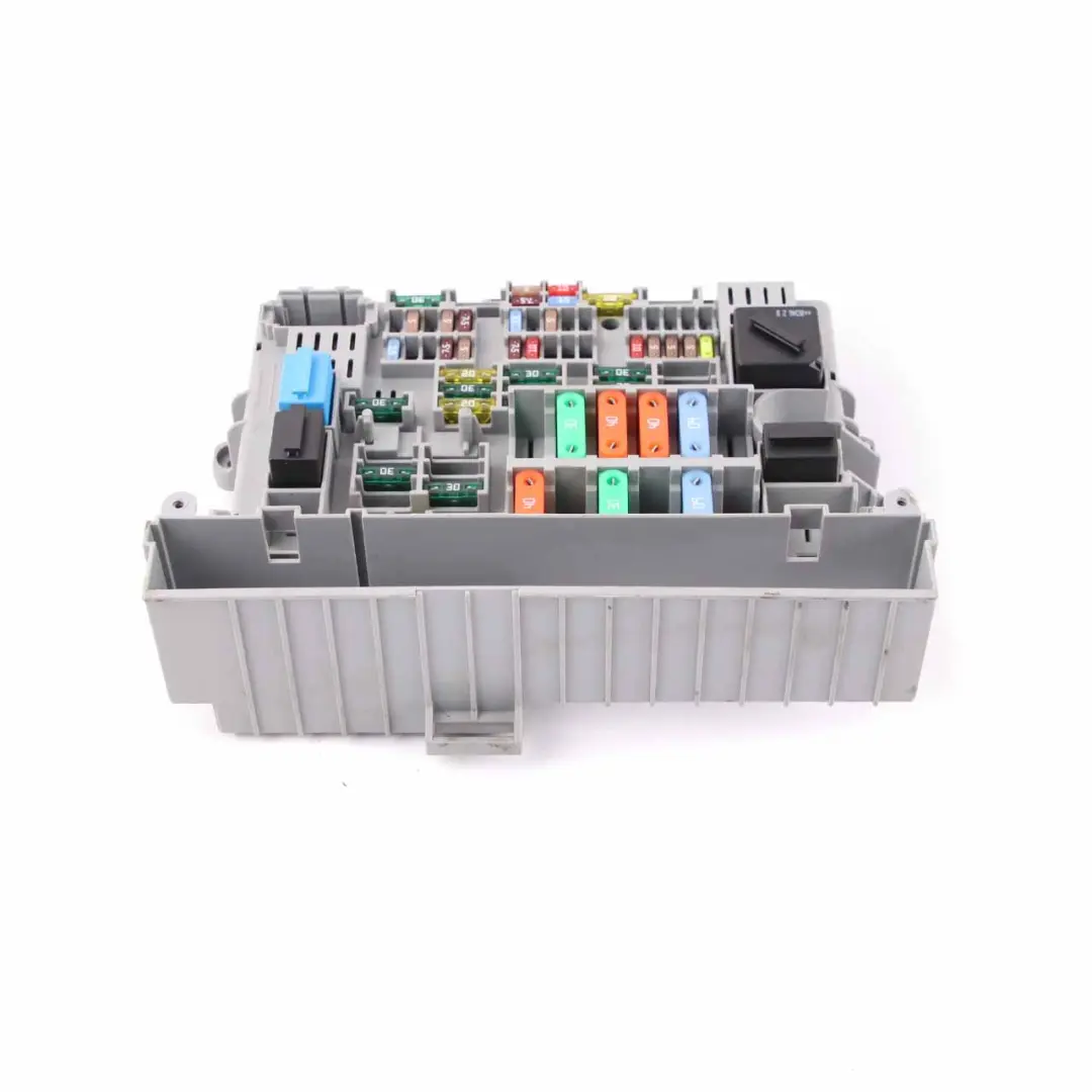  Caja fusibles BMW E87 E90 E91 E92 E93 Unidad control frontal energía - SKU 6906621-2 - Número de pieza 6906621
