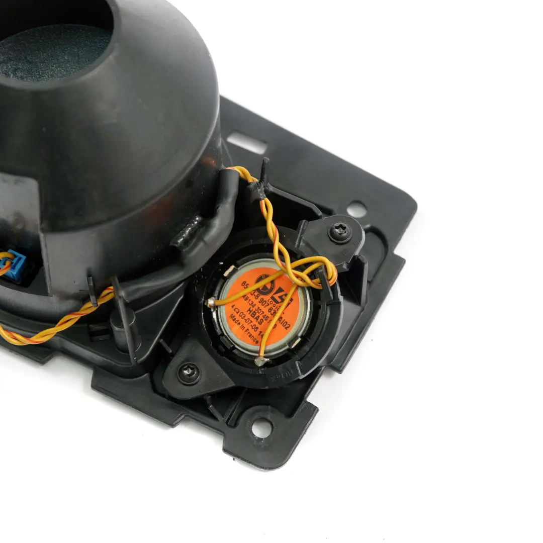 Głośnik Audio HiFi Prawy Logic7 L7 do BMW E65 o numerze 6907646 BMW E65 Głośnik Audio HiFi Prawy Logic7 L7 - SKU 6907646-1 - Numer Części 6907646