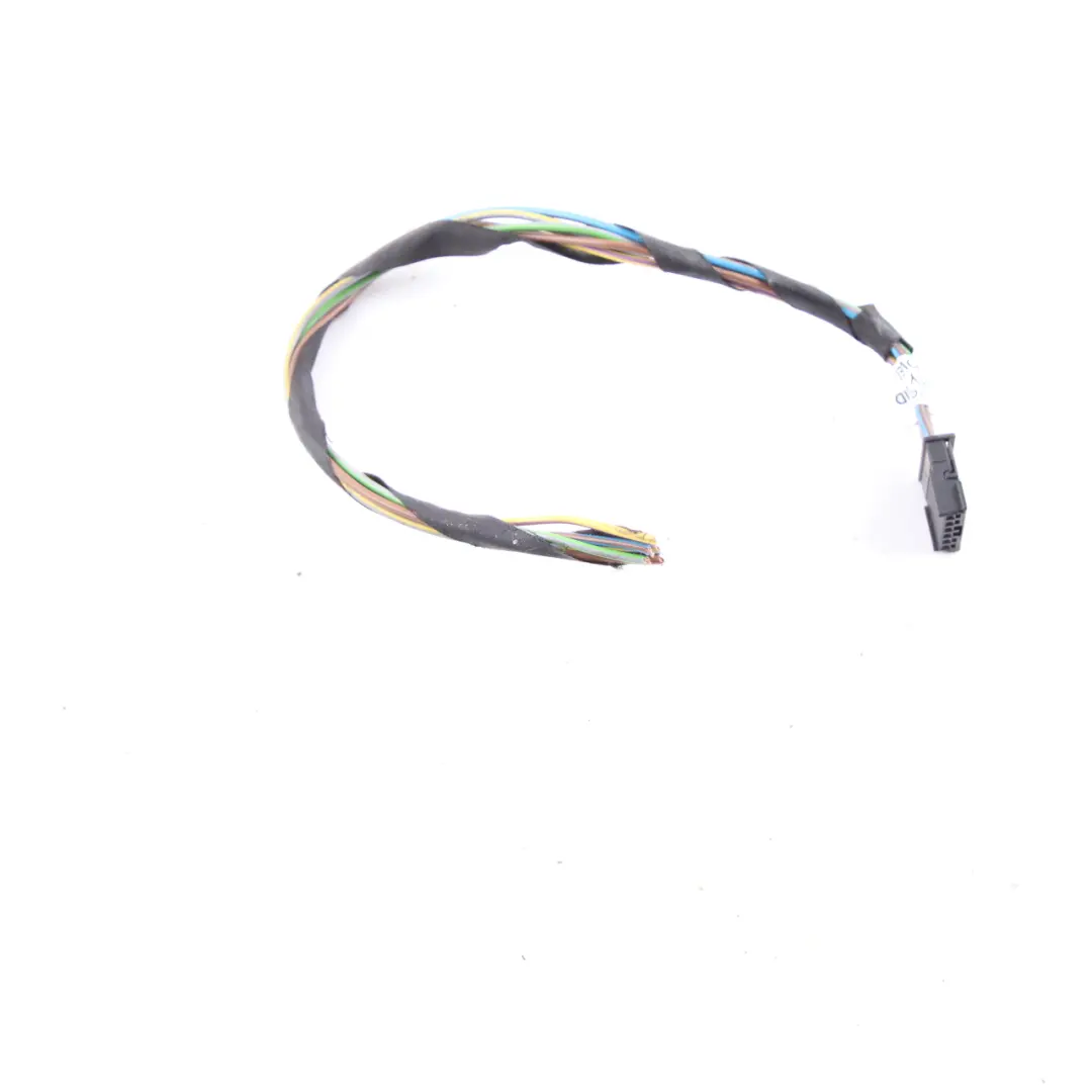 BMW F01 F02 Rear Light In The Side Panel Right O/S Plug Socket Wiring - SKU 6909052-2 - Part number 6909052