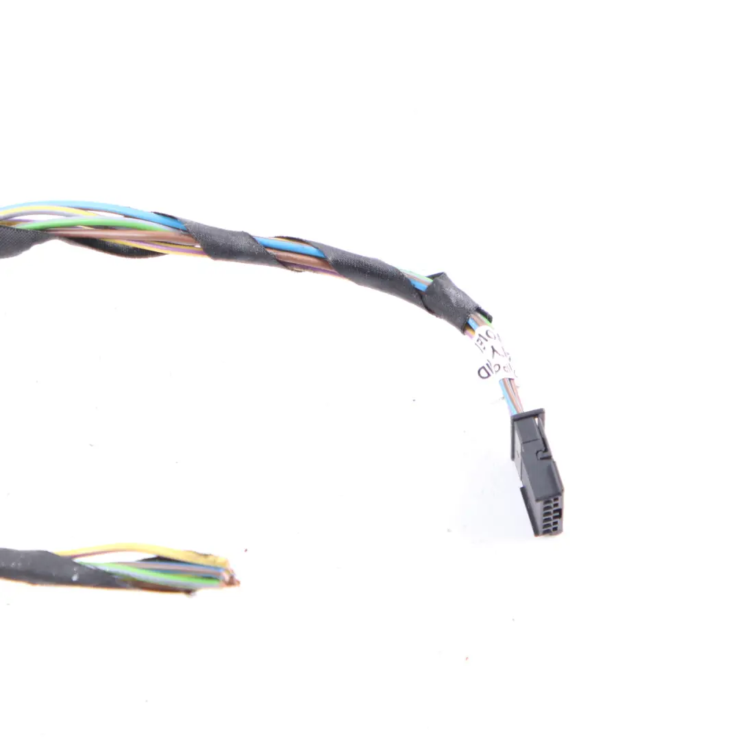 BMW F01 F02 Rear Light In The Side Panel Right O/S Plug Socket Wiring - SKU 6909052-2 - Part number 6909052