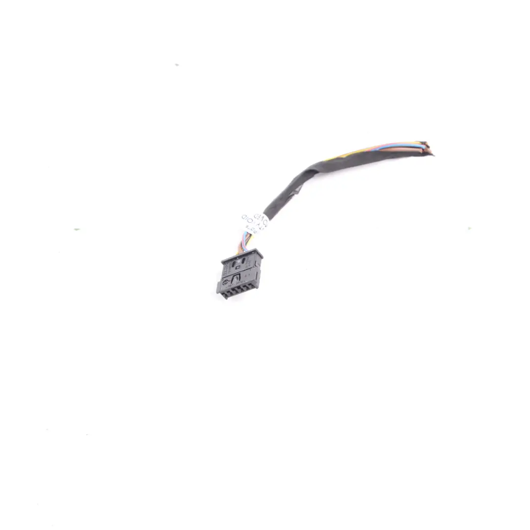 BMW F90 M5 Câblage feu arrière panneau latéral gauche Prise de courant 6909052 - SKU 6909052-3 - Numéro de pièce 7376473