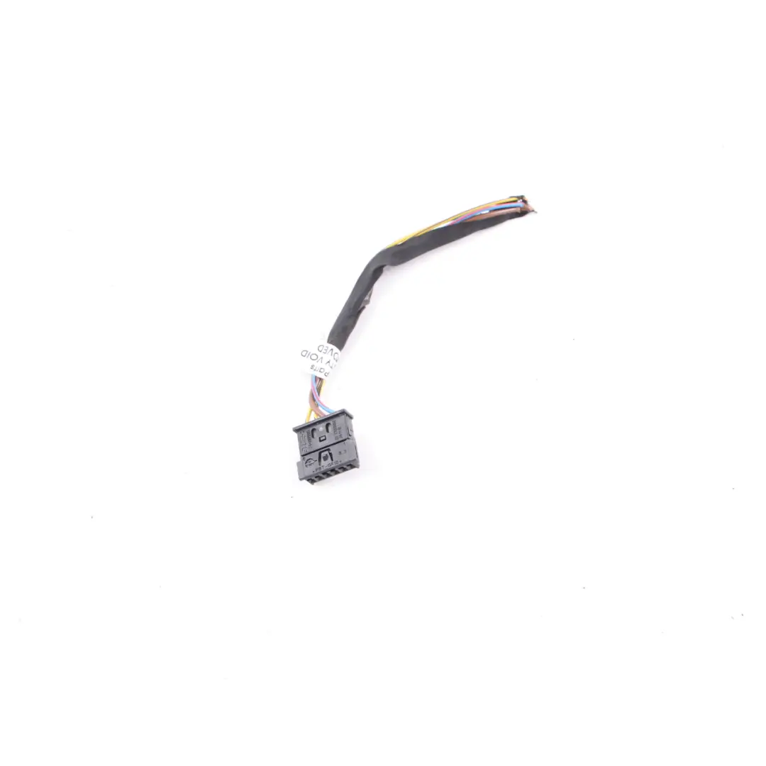 BMW F90 M5 Rear Light In The Side Panel Left N/S Plug Socket Wiring 6909052 - SKU 6909052-3 - Part number 7376473