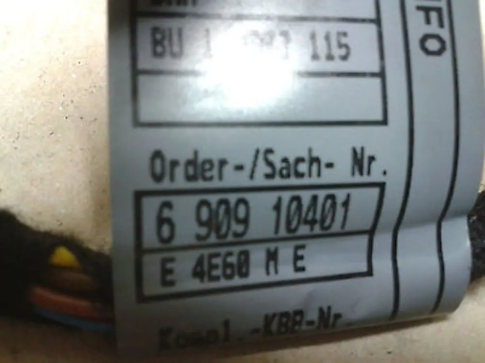 Kabelbaum Tür Vorne 3.0i 4.4i SUV für BMW X5 er E53 mit Teilenummer 6909104 BMW X5 er E53 Kabelbaum Tür Vorne 3.0i 4.4i SUV - SKU 6909104 - Teilenummer 6909104