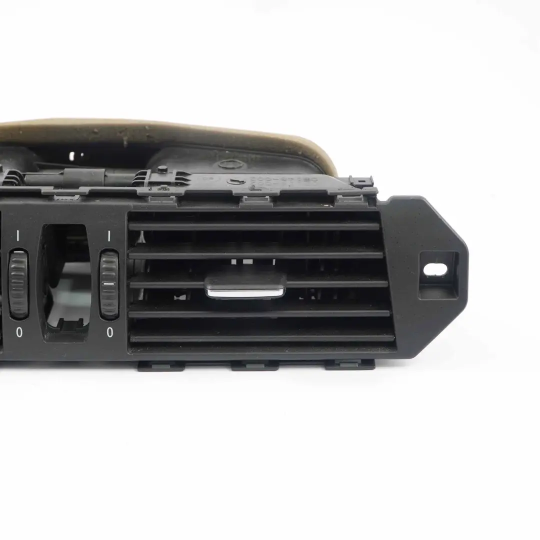 VentBMW E60 E61 Rejilla De Aire Fresco Centro Cromo para Dash con número de pieza 6910734 Dash VentBMW E60 E61 Rejilla De Aire Fresco Centro Cromo - SKU 6910734-2 - Número de pieza 6910734