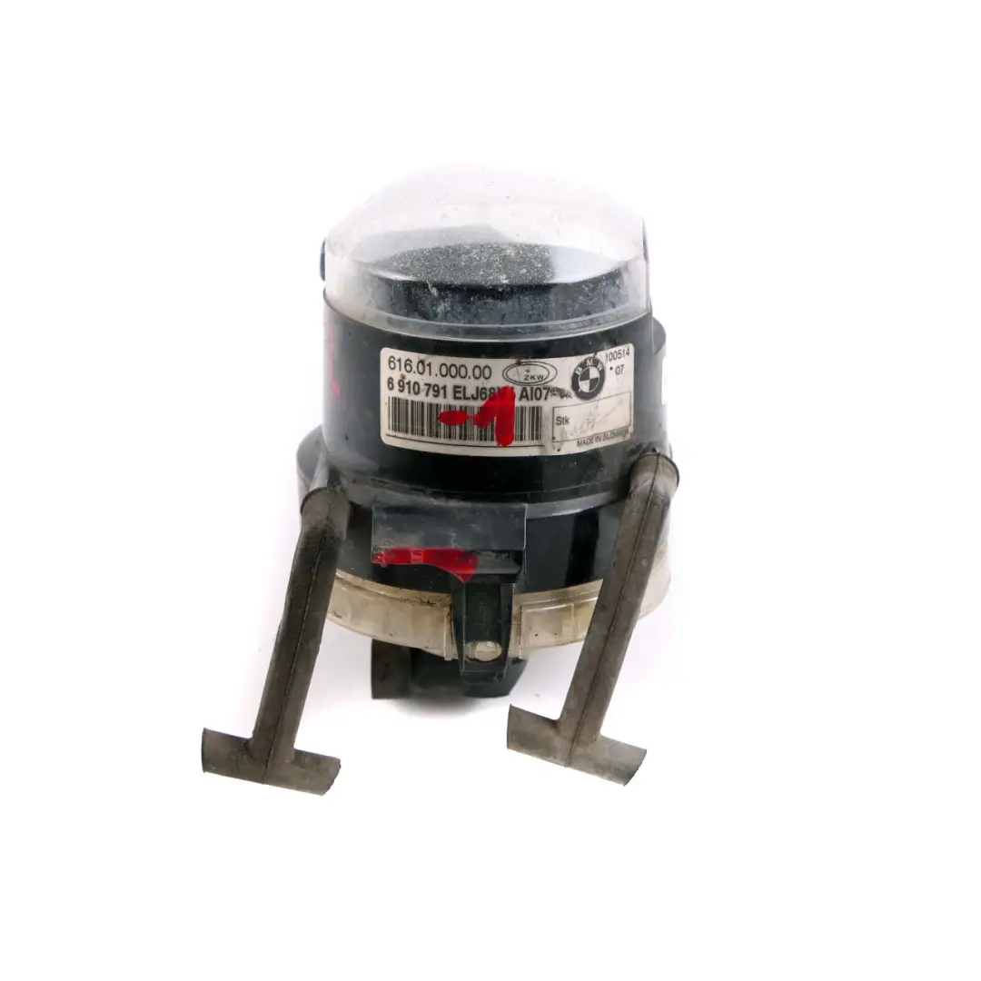 Fendinebbia Lampada Paraurti Anteriore Sinistra per BMW E60 E61 E90 E91 con numero di parte 6910791 BMW E60 E61 E90 E91 Fendinebbia Lampada Paraurti Anteriore Sinistra - SKU 6910791-1 - Numero di parte 6910791