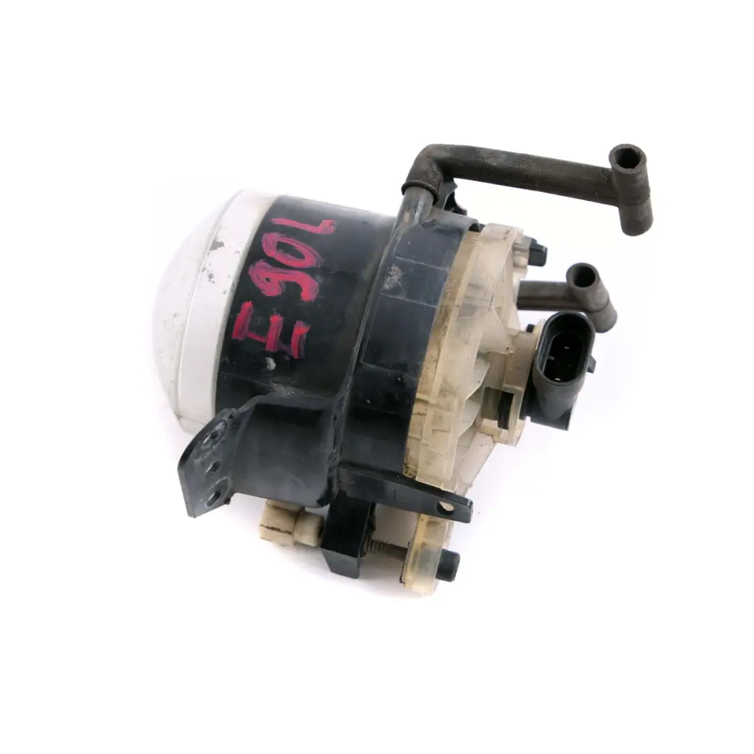 Fendinebbia Lampada Paraurti Anteriore Sinistra per BMW E60 E61 E90 E91 con numero di parte 6910791 BMW E60 E61 E90 E91 Fendinebbia Lampada Paraurti Anteriore Sinistra - SKU 6910791-1 - Numero di parte 6910791