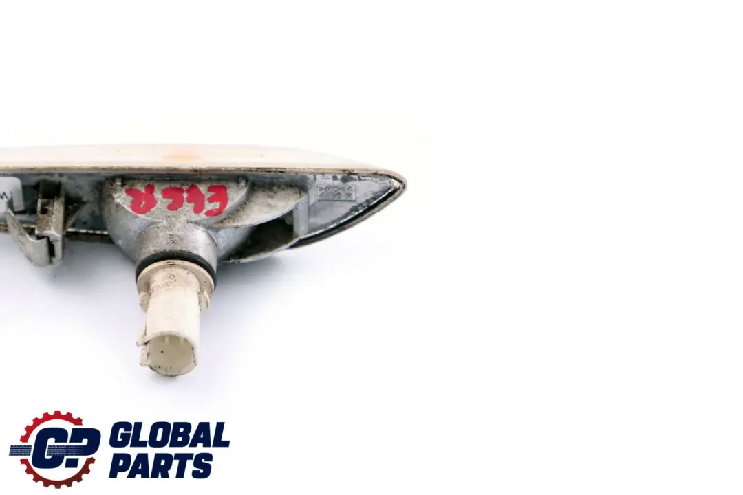 BMW 3 Series E46 Right Side Additional Turn Indicator Lamp White O/S - SKU 6911372 - Part number 7165916