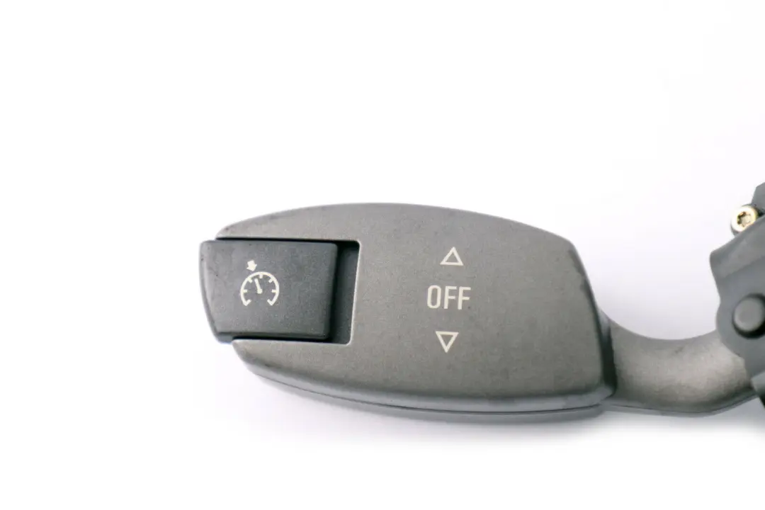 Interrupteur Regulation de Vitesse 6131 pour BMW 7 Serie E65 E66 à propos du numéro de pièce 61316911521 BMW 7 Serie E65 E66 Interrupteur Regulation de Vitesse 6131 - SKU 6911521 - Numéro de pièce 61316911521