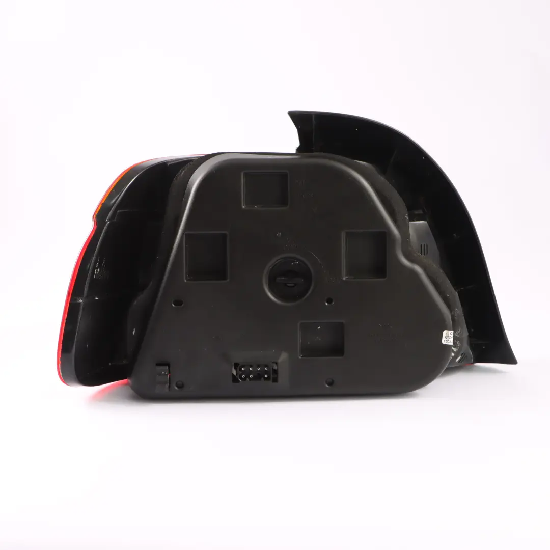 BMW E39 Saloon Tail Light Rear Lamp Right O/S Side Panel - SKU 6912424 - Part number 6912424