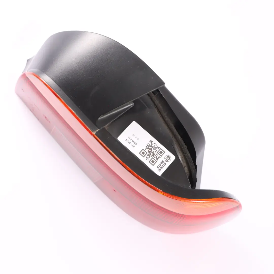 Fanale posteriore destro Pannello laterale per BMW E39 Berlina con numero di parte 6912424 BMW E39 Berlina Fanale posteriore destro Pannello laterale - SKU 6912424 - Numero di parte 6912424