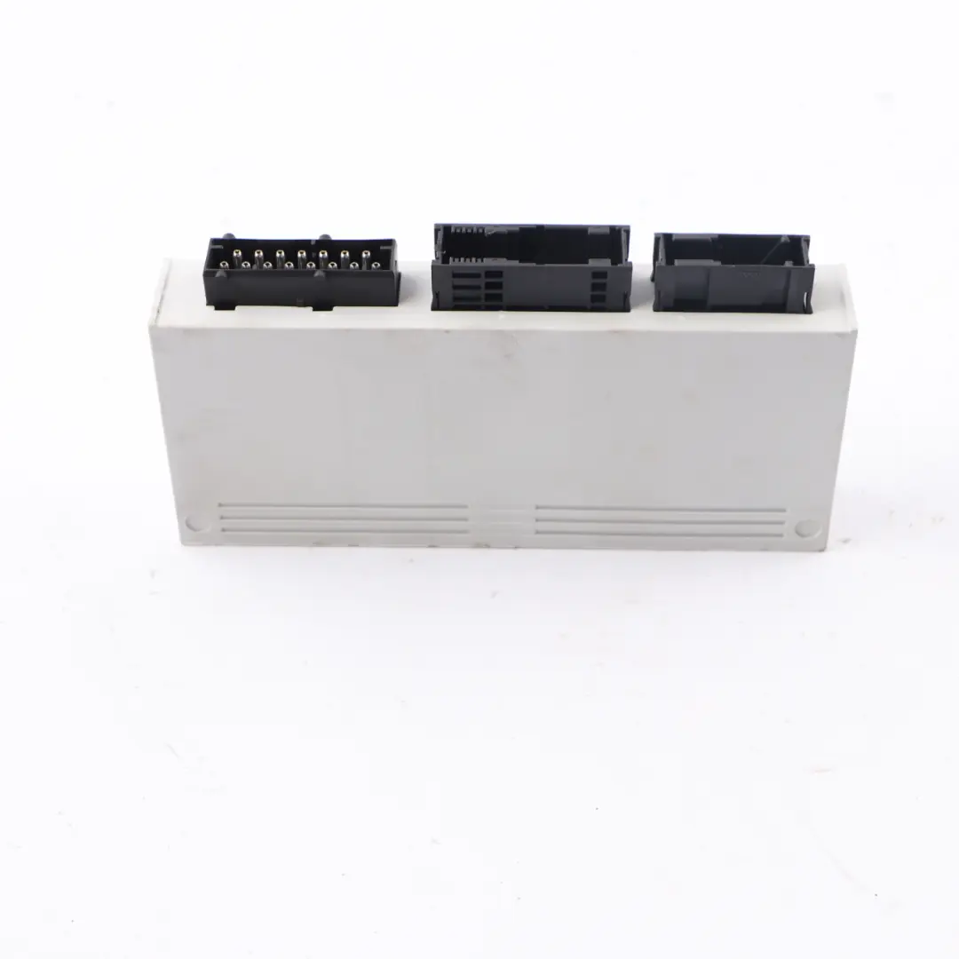 Module BCM BMW E46 Body Control Unit Module GM5 to with Part number 6914362 Module BCM BMW E46 Body Control Unit Module GM5 - SKU 6914362 - Part number 6914362