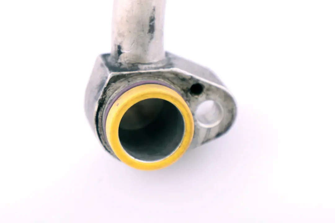 BMW 5 6 Series E60 E61 E63 E64 LCI Adapter Suction Pipe Hose Connector - SKU 6914574 - Part number 6951366