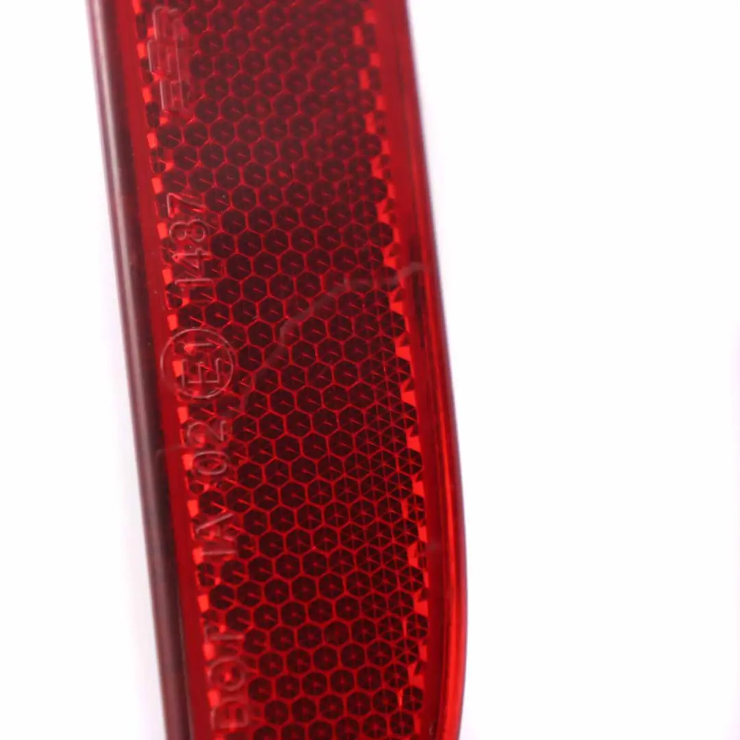BMW E60 E61 Reflector lámpara trasera derecha parachoques Trim Reflexión - SKU 6915040-1 - Número de pieza 6915040