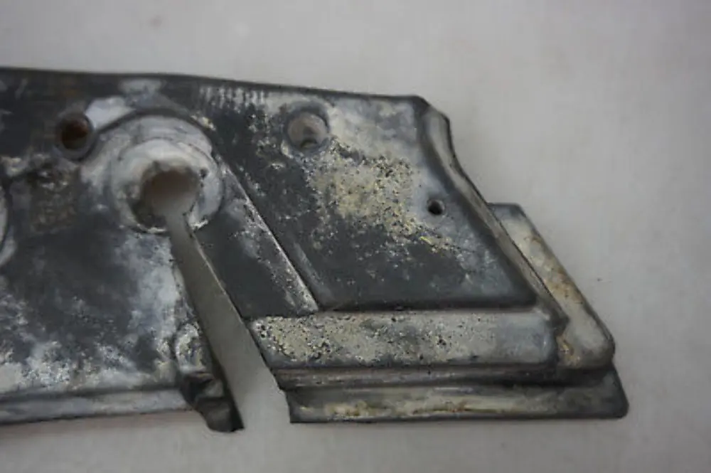 BMW E60 E61 E63 E64 M5 M6 Tülle Rohr Kühlmittelleitungen A/C Dichtung - SKU 6915174 - Teilenummer 6915174