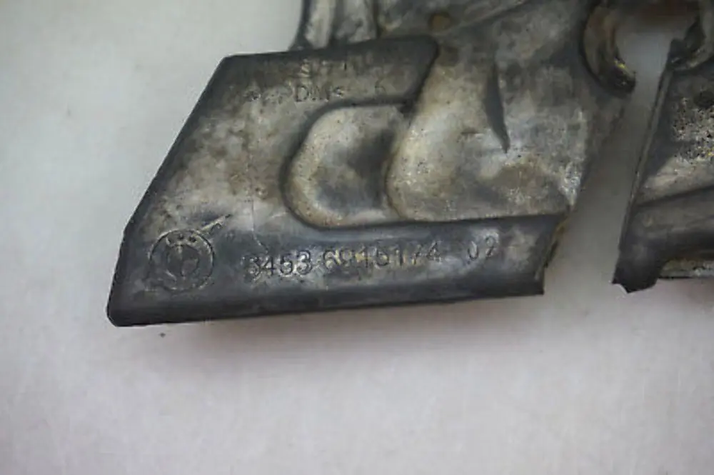 BMW E60 E61 Osłona Obudowa Przewodów Klimatyzacji - SKU 6915174 - Numer Części 6915174