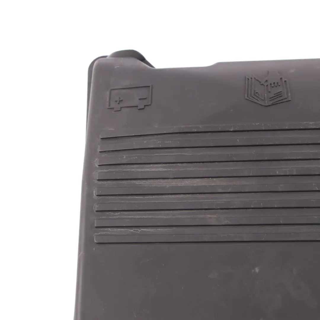 Coperchio Batteria Resistente al Calore per Mini Cooper One R50 con numero di parte 6915175 Mini Cooper One R50 Coperchio Batteria Resistente al Calore - SKU 6915175 - Numero di parte 6915175