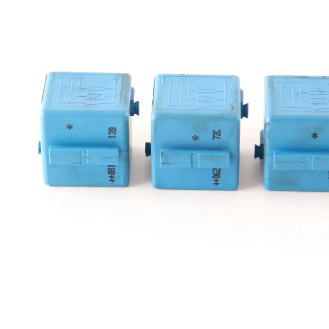 BMW E46 E60 E81 E87 E90 E91 F10 F20 F30 4x Relay Make Contact Sky Blue - SKU 6915327-2 - Part number 6915327