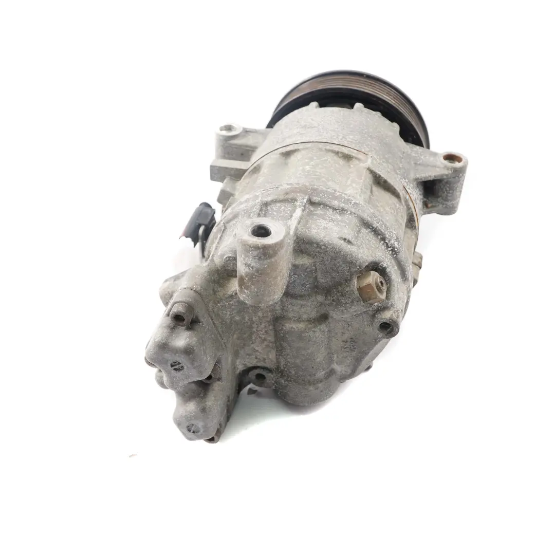 Sprężarka Klimatyzacji Kompresor do BMW E81 E87 E90 o numerze 6915380 BMW E81 E87 E90 Sprężarka Klimatyzacji Kompresor - SKU 6915380-1 - Numer Części 6915380