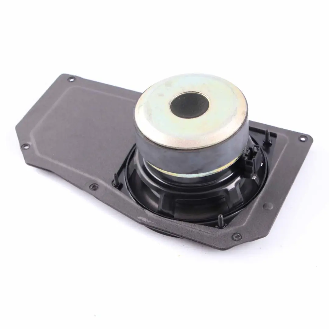 Audio Speaker System Right O/S Stereo Subwoofer Top-HiFi System to BMW Z4 E85 with Part number 6915850 BMW Z4 E85 Audio Speaker System Right O/S Stereo Subwoofer Top-HiFi System - SKU 6915850 - Part number 6915850