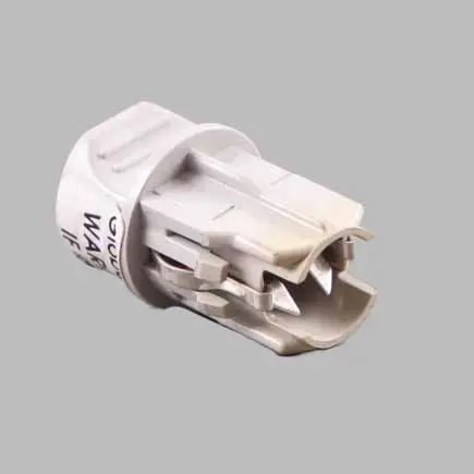 Supporto Per Lampadina Fanale Posteriore per BMW E65 Z4 E85 con numero di parte 6916471 BMW E65 Z4 E85 Supporto Per Lampadina Fanale Posteriore - SKU 6916471 - Numero di parte 6916471