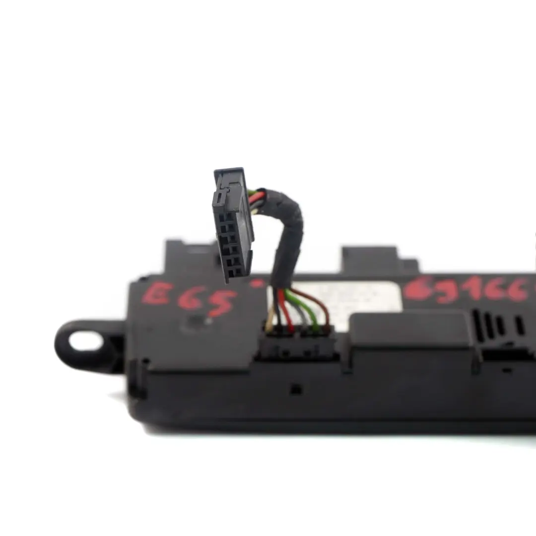 Steering Wheel Electronics Control Unit Module 6958040 to BMW 7 Series E65 E66 E67 with Part number 6916693 BMW 7 Series E65 E66 E67 Steering Wheel Electronics Control Unit Module 6958040 - SKU 6916693 - Part number 6916693