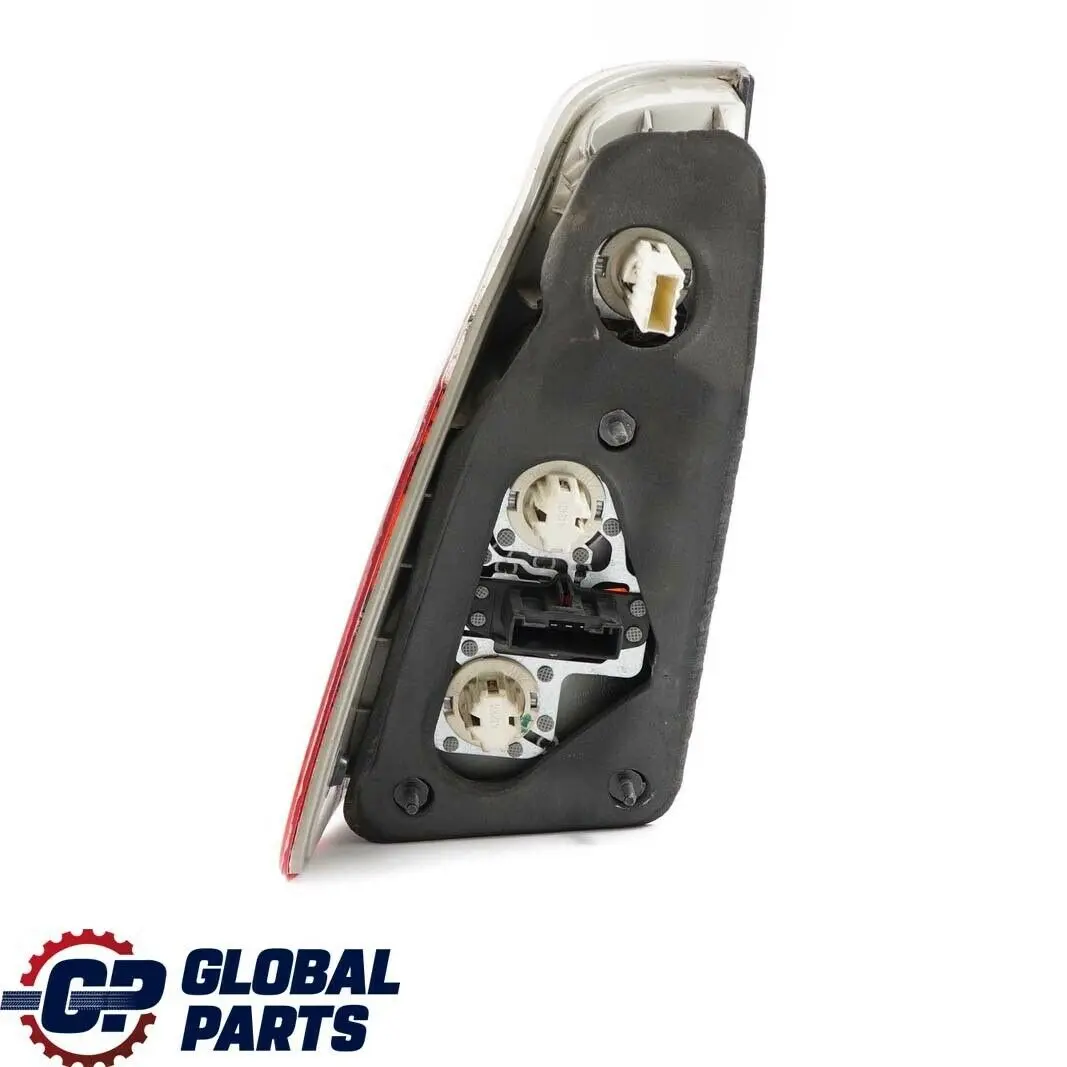BMW X5 Series E53 Rear Light In The Side Panel White Right O/S - SKU 6916904 - Part number 63216916904